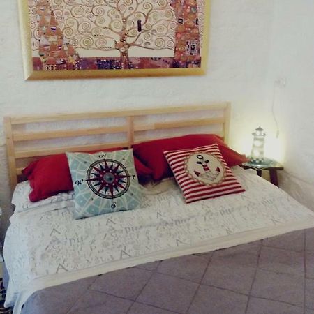 La Casa Di Lo Apartment Monopoli Bagian luar foto
